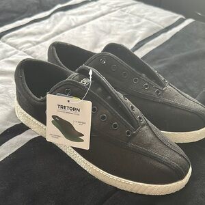 Tretorn Men's Black Canvas Sneakers(Men 8, Women 9.5